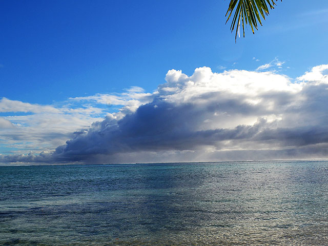 Approaching weather in Samoa - Photo by Salesa
