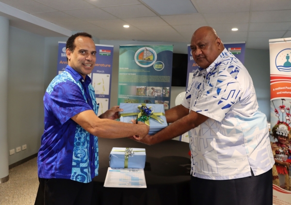 Vanuatu Minister Ralph Regenvanu and SPREP's DG Sefanaia Nawadra
